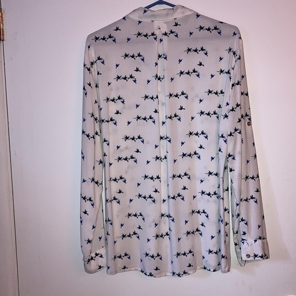 JUST living white bird blouse. Size L - Picture 7 of 7